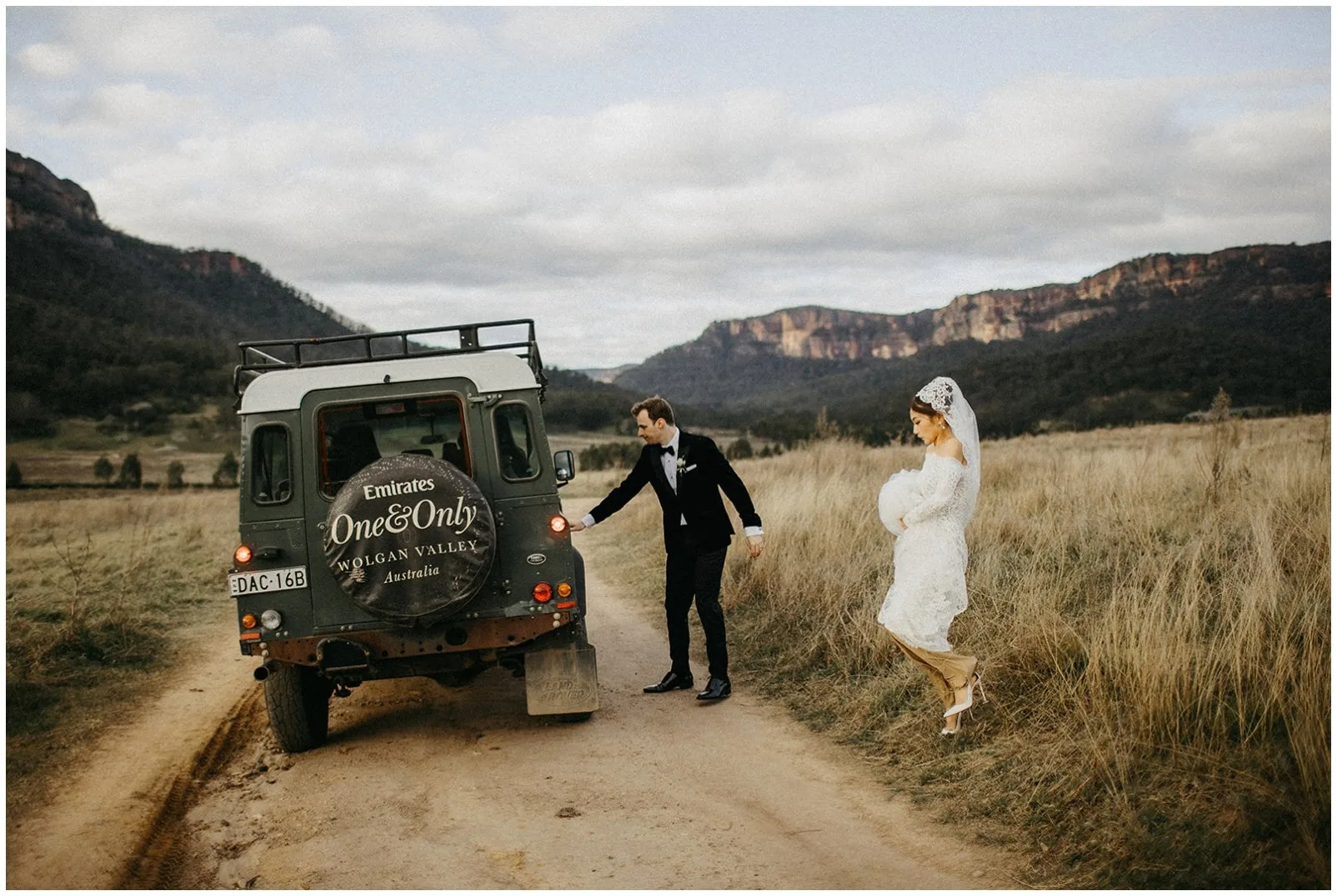 Tom & Josslyn at Emirates One&Only Wolgan Valley — frame 10 of 16